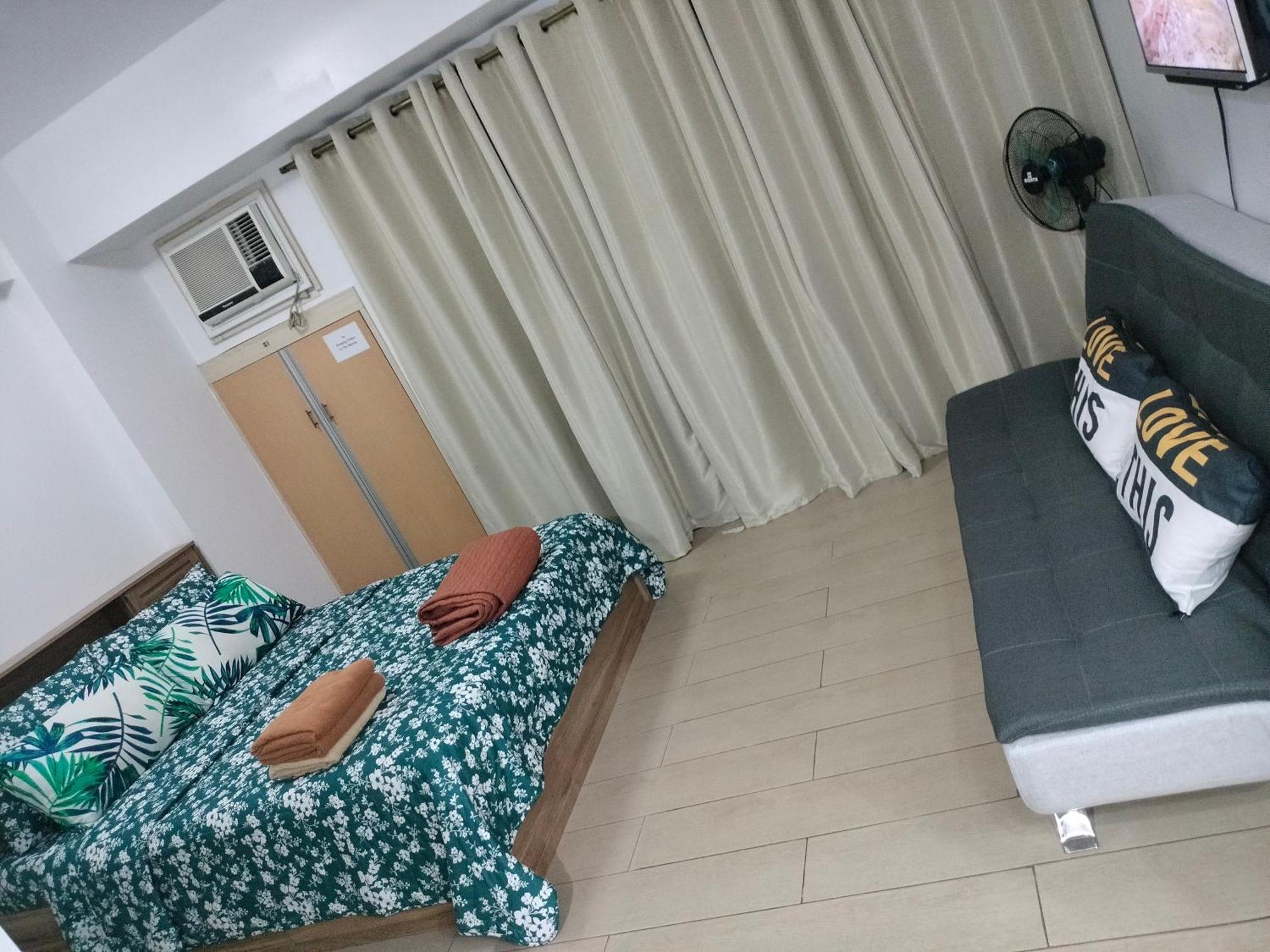 Condotel Near Airport Pasay Eksteriør billede